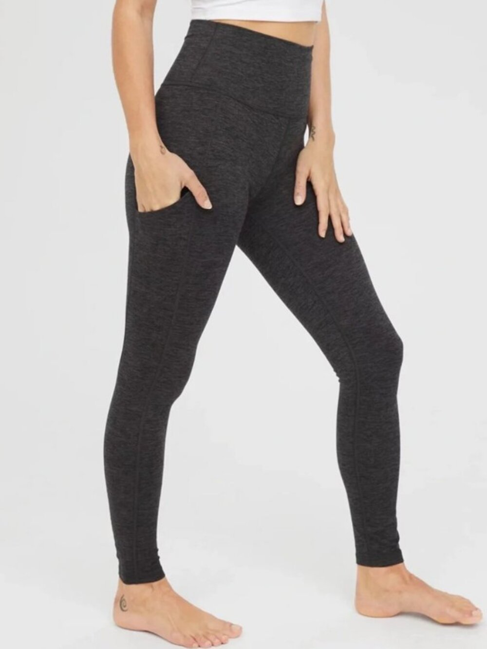 OFFLINE By Aerie The Hugger High Waisted Pocket Legging dark grey women's size S